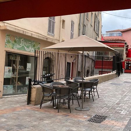 Appartement De Charme Suquet Cannes Exterior photo